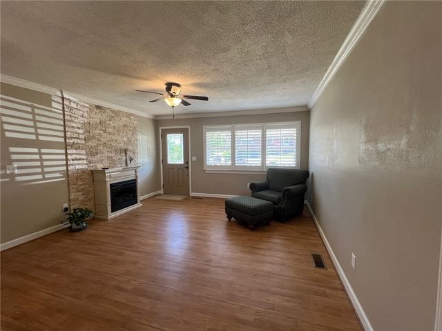 104 Oak Street, Jasper, AR 72641