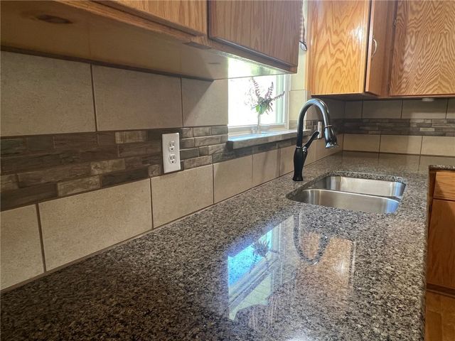104 Oak Street, Jasper, AR 72641