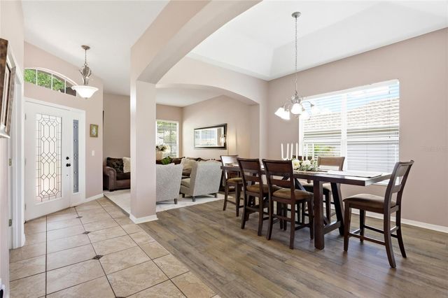 106 ALEXANDRIA PLACE DR, Apopka, FL 32712