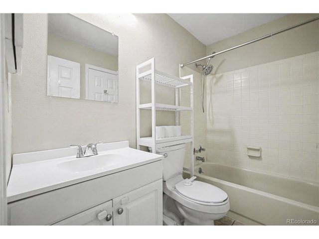 2685 S Dayton Way 355, Denver, CO 80231