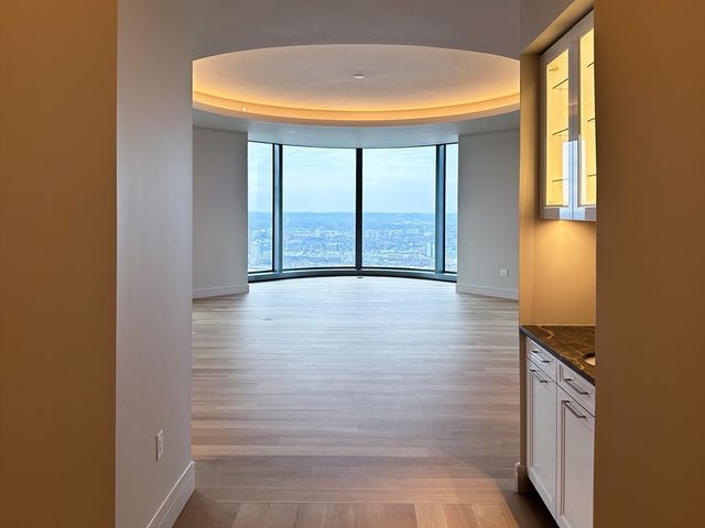 1 Dalton Street 5301, Boston, MA 02115