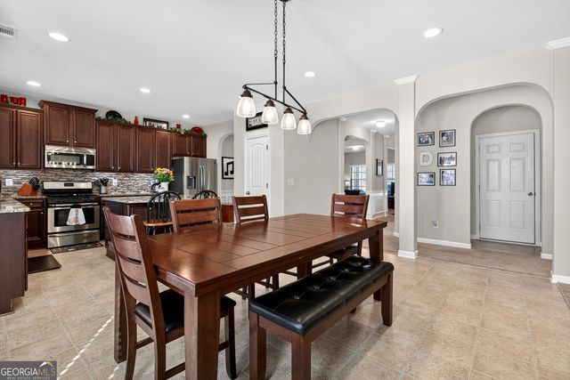 2304 Braelin Loop, Mcdonough, GA 30253