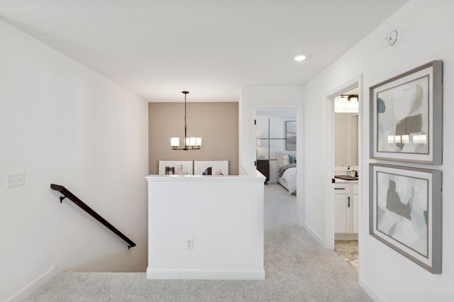 1071 Adamstown Drive, Rosemount, MN 55068