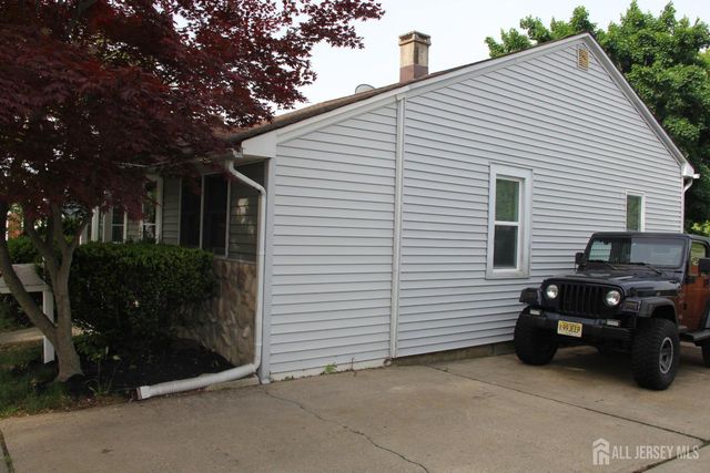 79 Lafayette Street, Milltown, NJ 08850