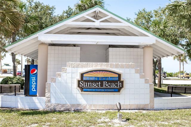 3399 MERMOOR DRIVE 207, Palm Harbor, FL 34685