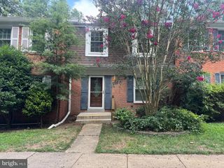 5230 LONSDALE DR, Springfield, VA 22151