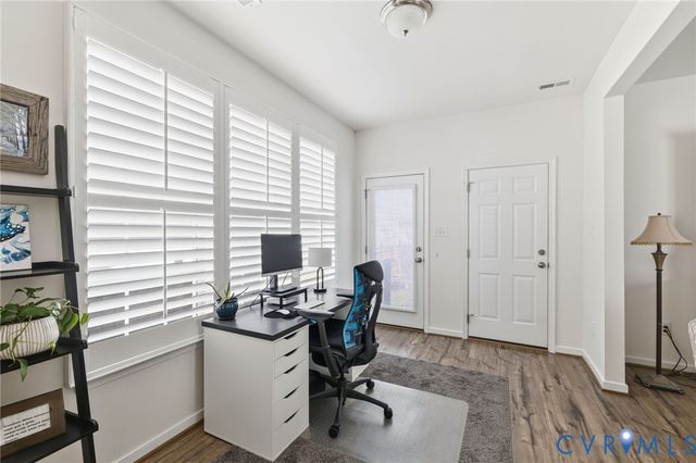 16817 Gossamer Dr, Moseley, VA 23120