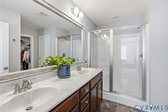 16817 Gossamer Dr, Moseley, VA 23120