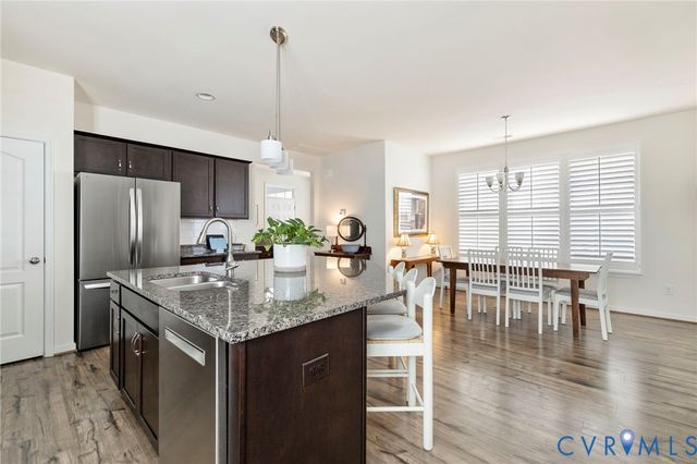 16817 Gossamer Dr, Moseley, VA 23120