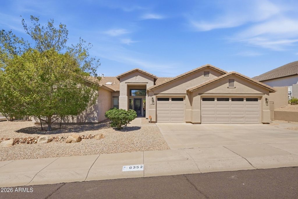 6352 W BRILES Road, Phoenix, AZ 85083 — photo 2
