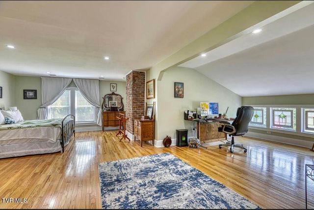 515 West Main Street, Rogersville, TN 37857