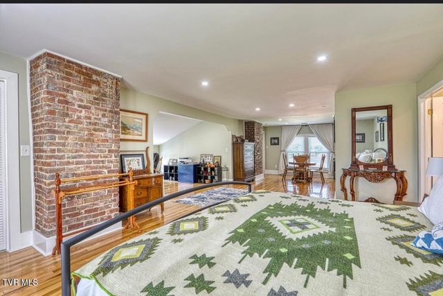 515 West Main Street, Rogersville, TN 37857