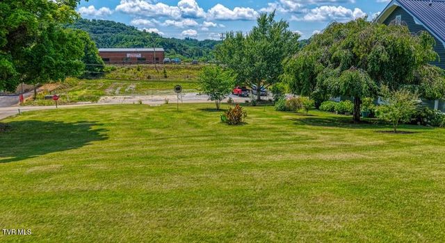 515 West Main Street, Rogersville, TN 37857