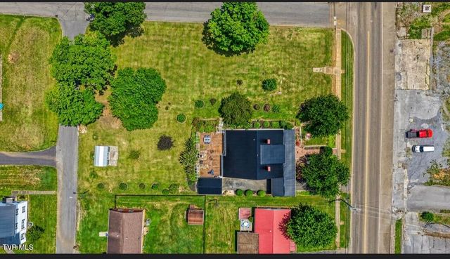 515 West Main Street, Rogersville, TN 37857