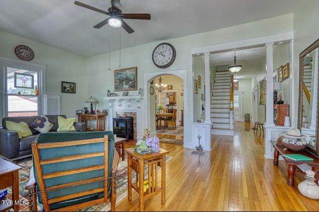 515 West Main Street, Rogersville, TN 37857