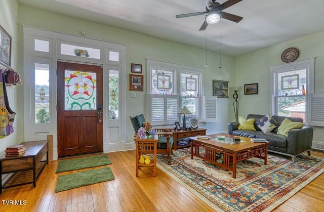 515 West Main Street, Rogersville, TN 37857