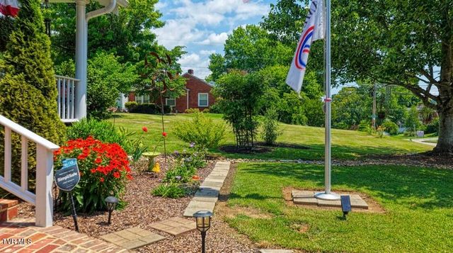 515 West Main Street, Rogersville, TN 37857