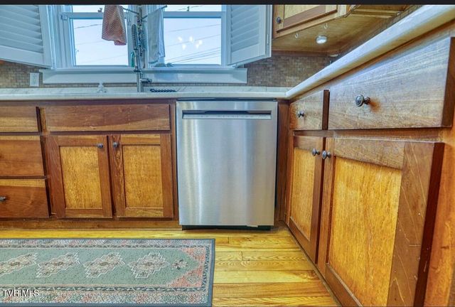 515 West Main Street, Rogersville, TN 37857