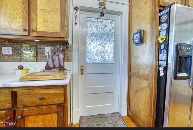 515 West Main Street, Rogersville, TN 37857