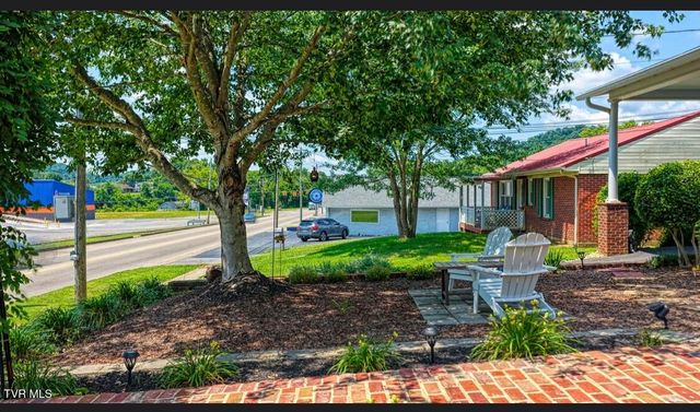 515 West Main Street, Rogersville, TN 37857