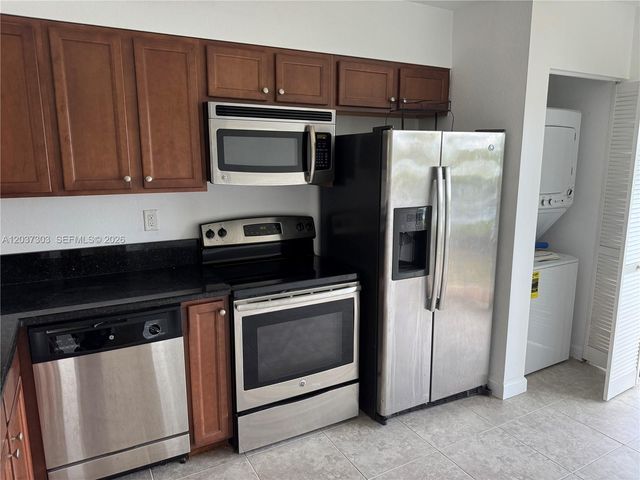 22311 SW 88th Place 1034, Cutler Bay, FL 33190