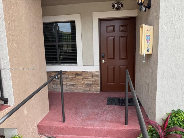 22311 SW 88th Place 1034, Cutler Bay, FL 33190