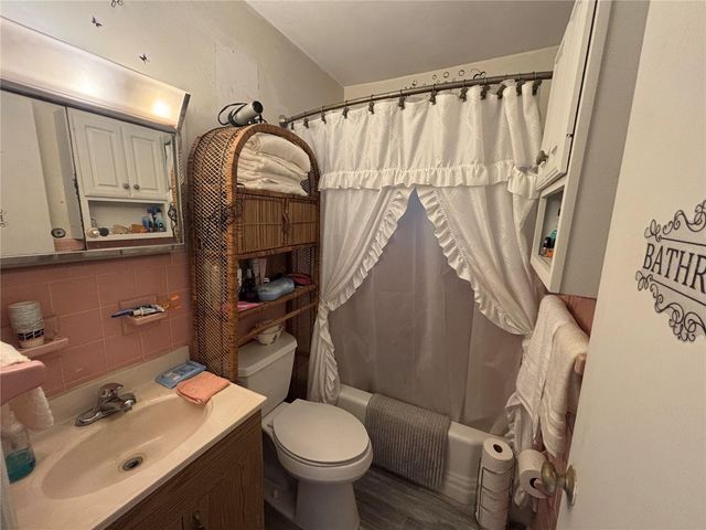 262 WALTER AVENUE, Frostproof, FL 33843