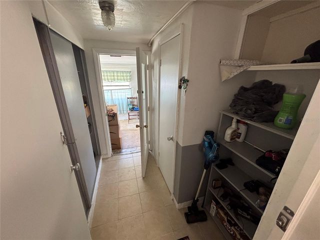 262 WALTER AVENUE, Frostproof, FL 33843