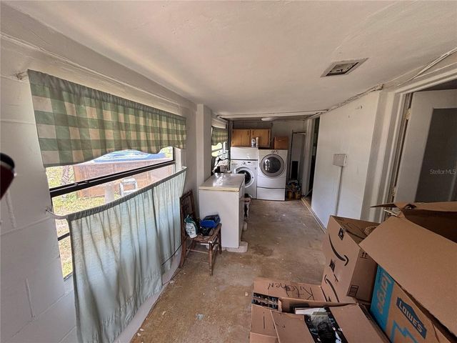 262 WALTER AVENUE, Frostproof, FL 33843