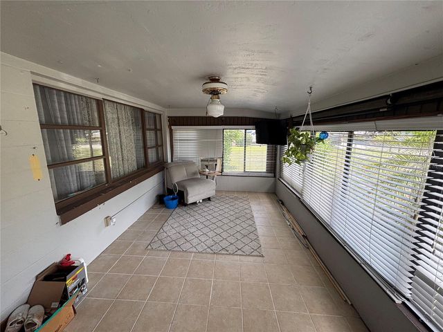 262 WALTER AVENUE, Frostproof, FL 33843