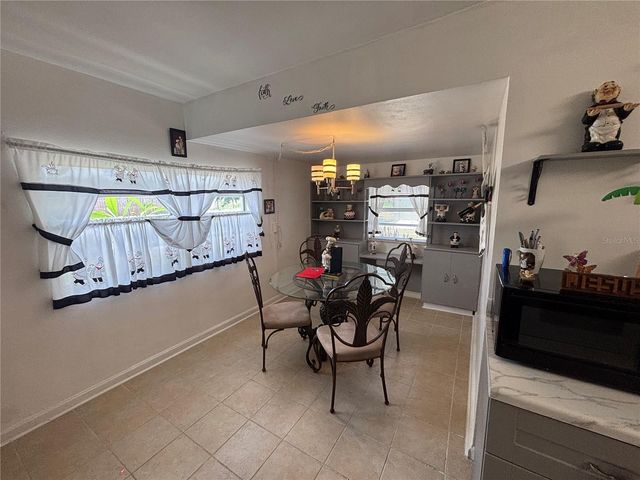 262 WALTER AVENUE, Frostproof, FL 33843