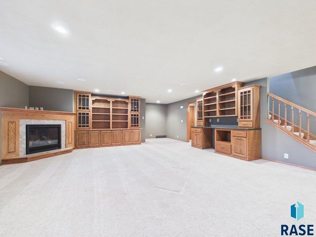 3418 S Harmony Dr Drive, Sioux Falls, SD 57110