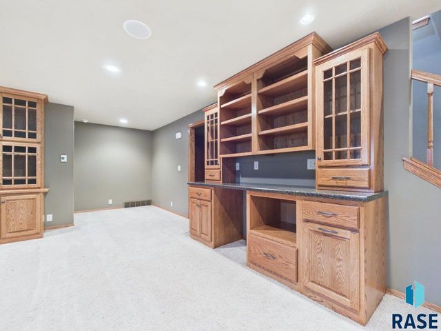 3418 S Harmony Dr Drive, Sioux Falls, SD 57110