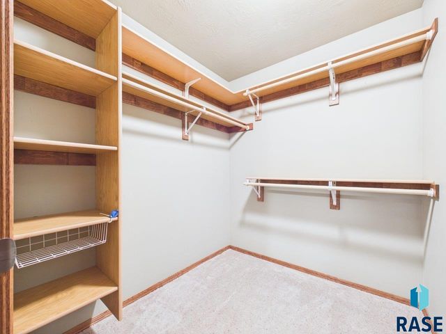 3418 S Harmony Dr Drive, Sioux Falls, SD 57110