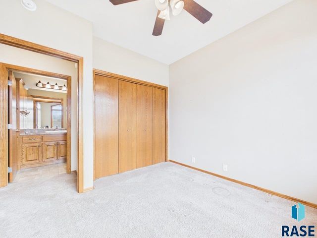 3418 S Harmony Dr Drive, Sioux Falls, SD 57110