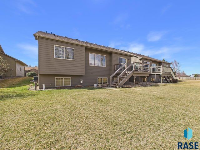 3418 S Harmony Dr Drive, Sioux Falls, SD 57110