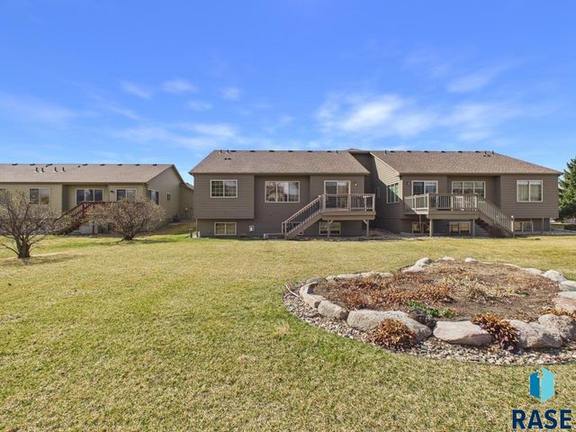 3418 S Harmony Dr Drive, Sioux Falls, SD 57110