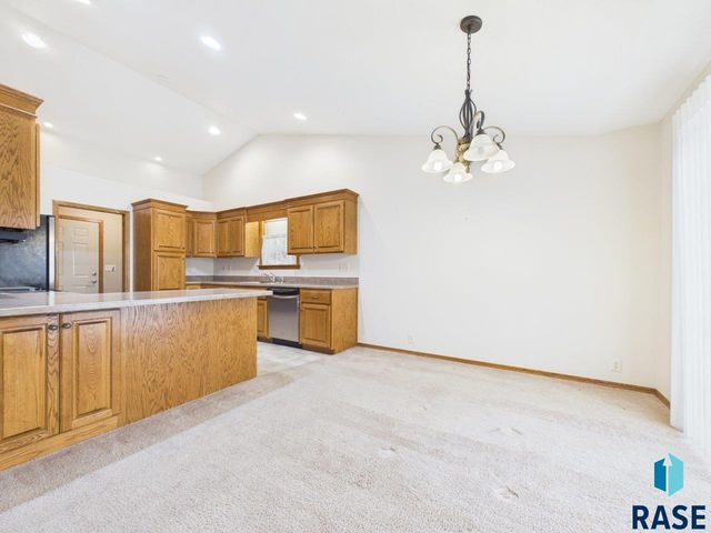 3418 S Harmony Dr Drive, Sioux Falls, SD 57110