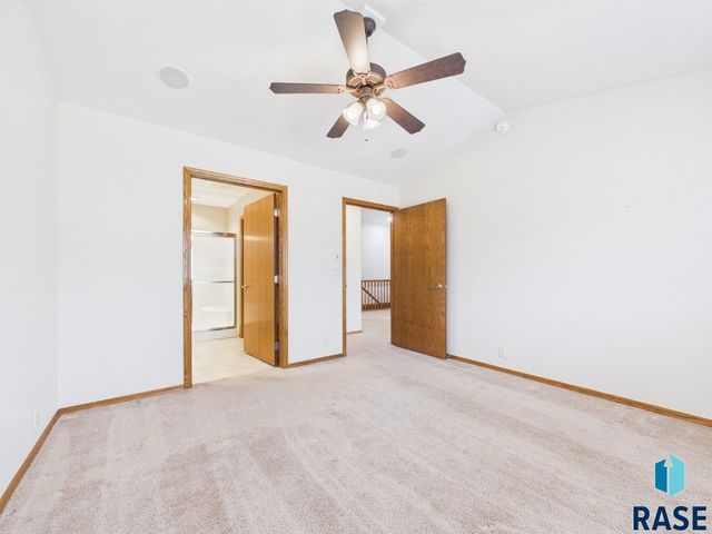 3418 S Harmony Dr Drive, Sioux Falls, SD 57110