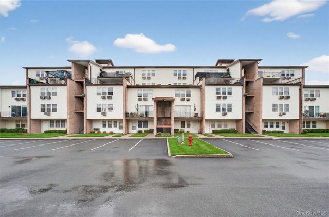 129 Concord Lane, Middletown, NY 10940