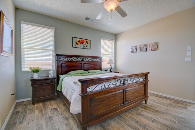 412 Landing Trail NE, Rio Rancho, NM 87124