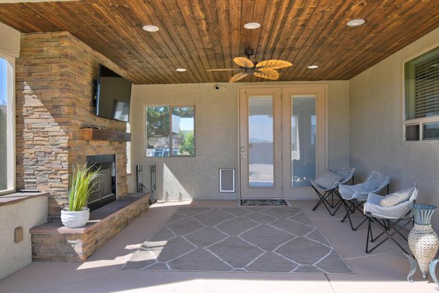 412 Landing Trail NE, Rio Rancho, NM 87124