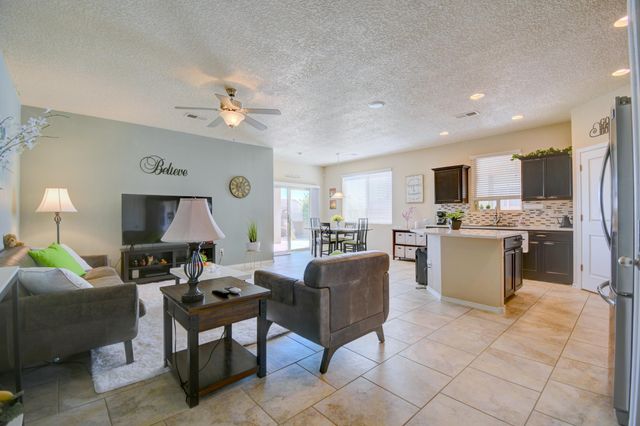 412 Landing Trail NE, Rio Rancho, NM 87124