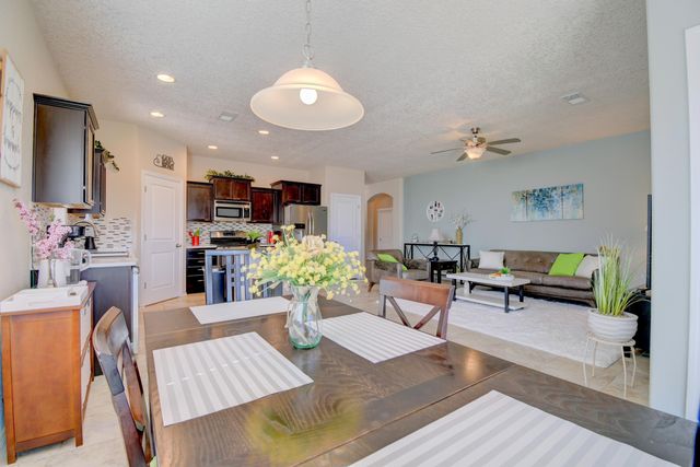 412 Landing Trail NE, Rio Rancho, NM 87124