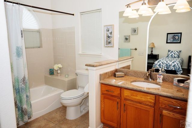 4516 Solar Dr, Pueblo, CO 81005