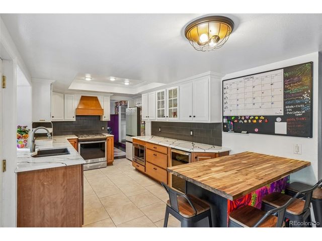 11556 E Amherst Cir N, Aurora, CO 80014