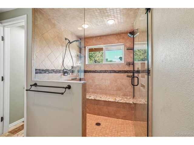 11556 E Amherst Cir N, Aurora, CO 80014