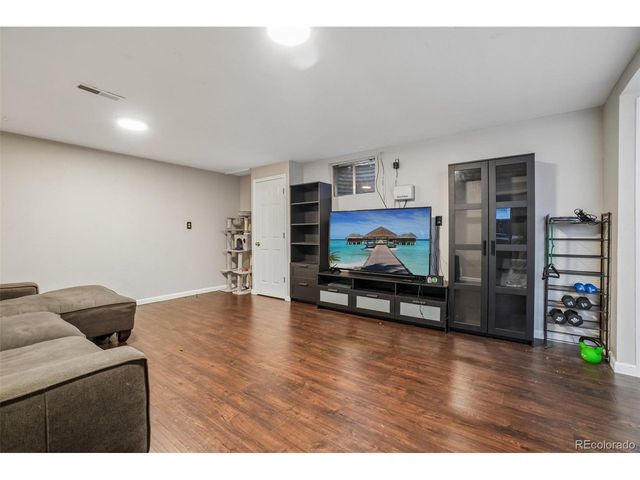 11556 E Amherst Cir N, Aurora, CO 80014