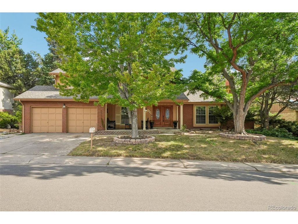 11556 E Amherst Cir N, Aurora, CO 80014