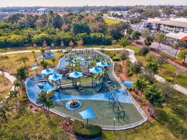 10843 HARBORSIDE DRIVE, Largo, FL 33773